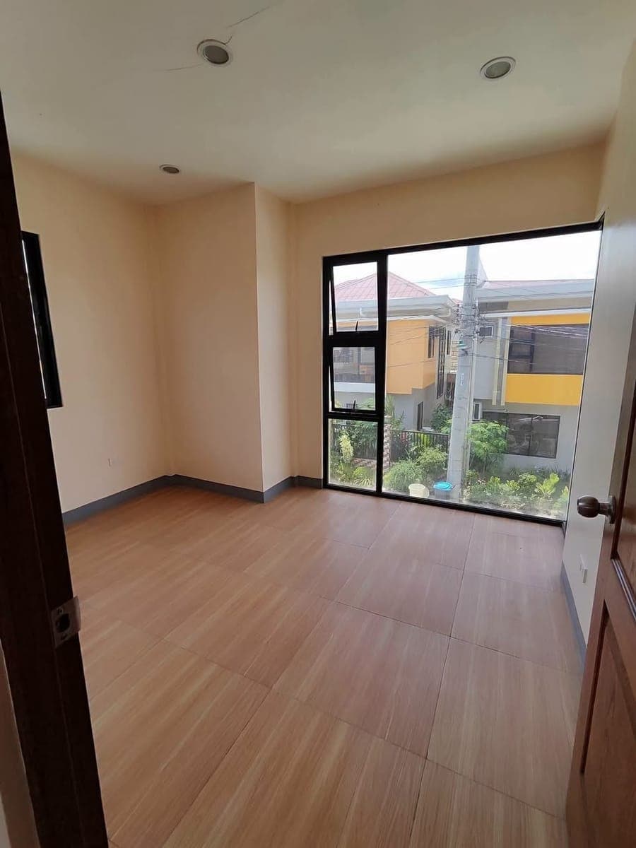 𝗙𝗢𝗥 𝗥𝗘𝗡𝗧 - photo 3