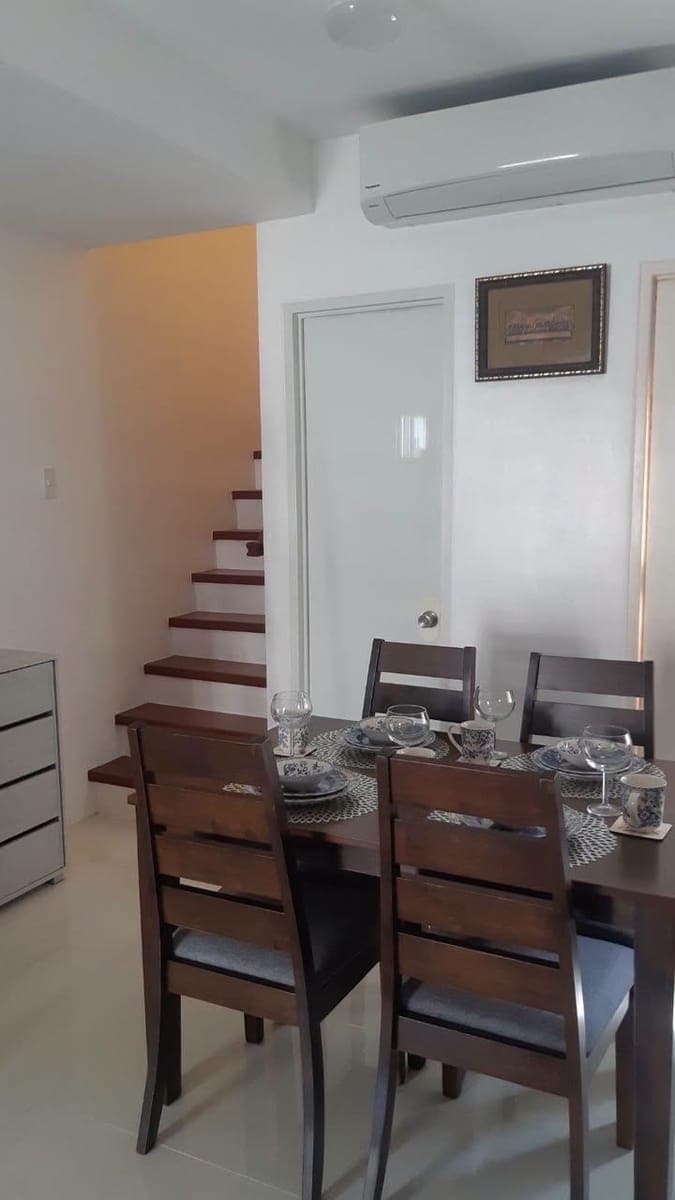 👉For Rent Furnished 2 Storey Townhouse in Capitol Site Cebu City - photo 1