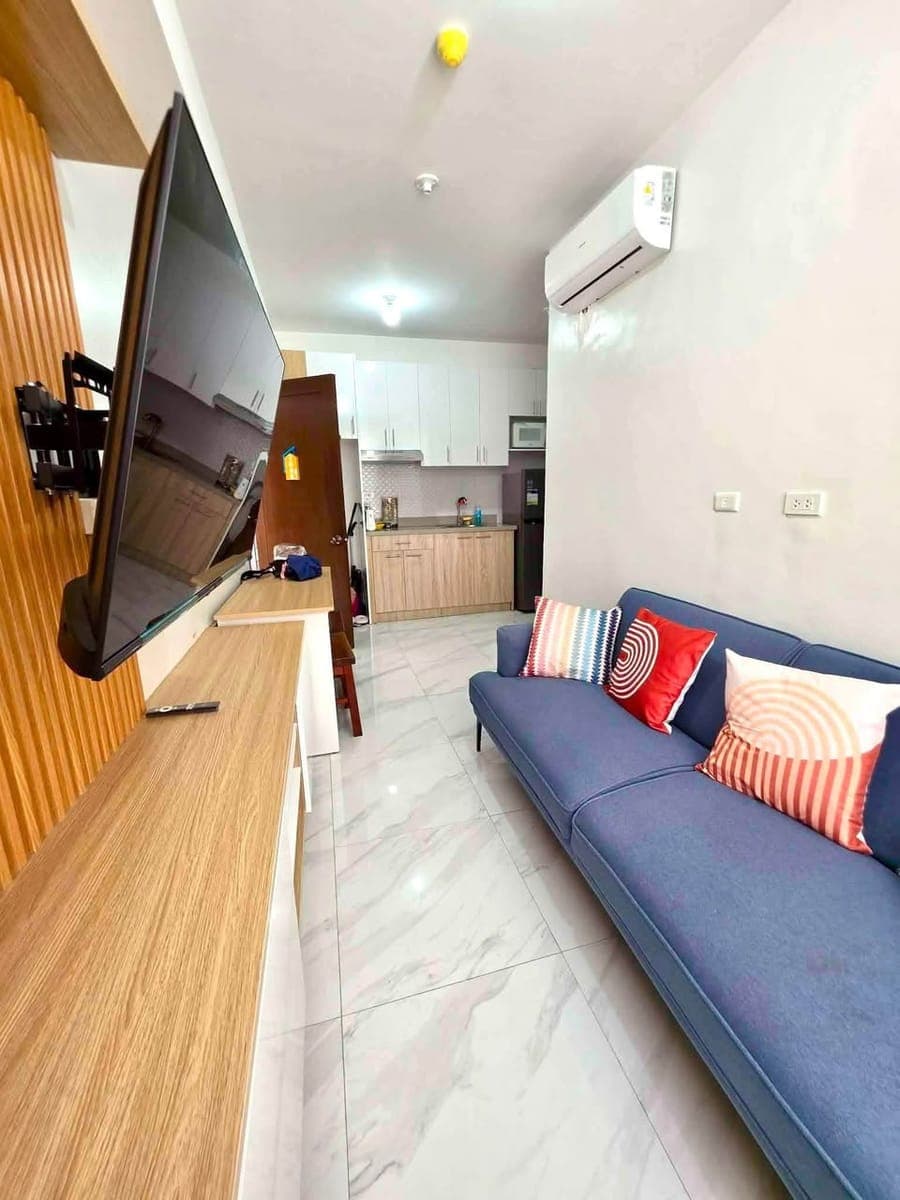✨FURNISHED 1-BEDROOM CONDO UNIT WITH PARKING FOR RENT IN CASA MIRA TOWERS GUADALUPE, CEBU CITY - photo 2