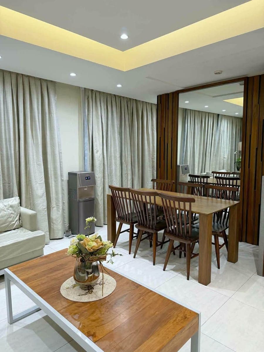 ✨FULLY FURNISHED 2-BEDROOM CONDO UNIT WITH PARKING FOR RENT IN PADGETT PLACE, LAHUG CEBU CITY - photo 3