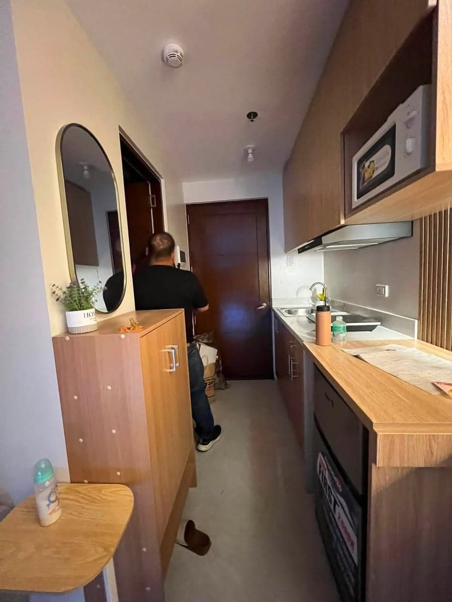 FOR RENT: Brand New Studio Unit with parking - photo 4