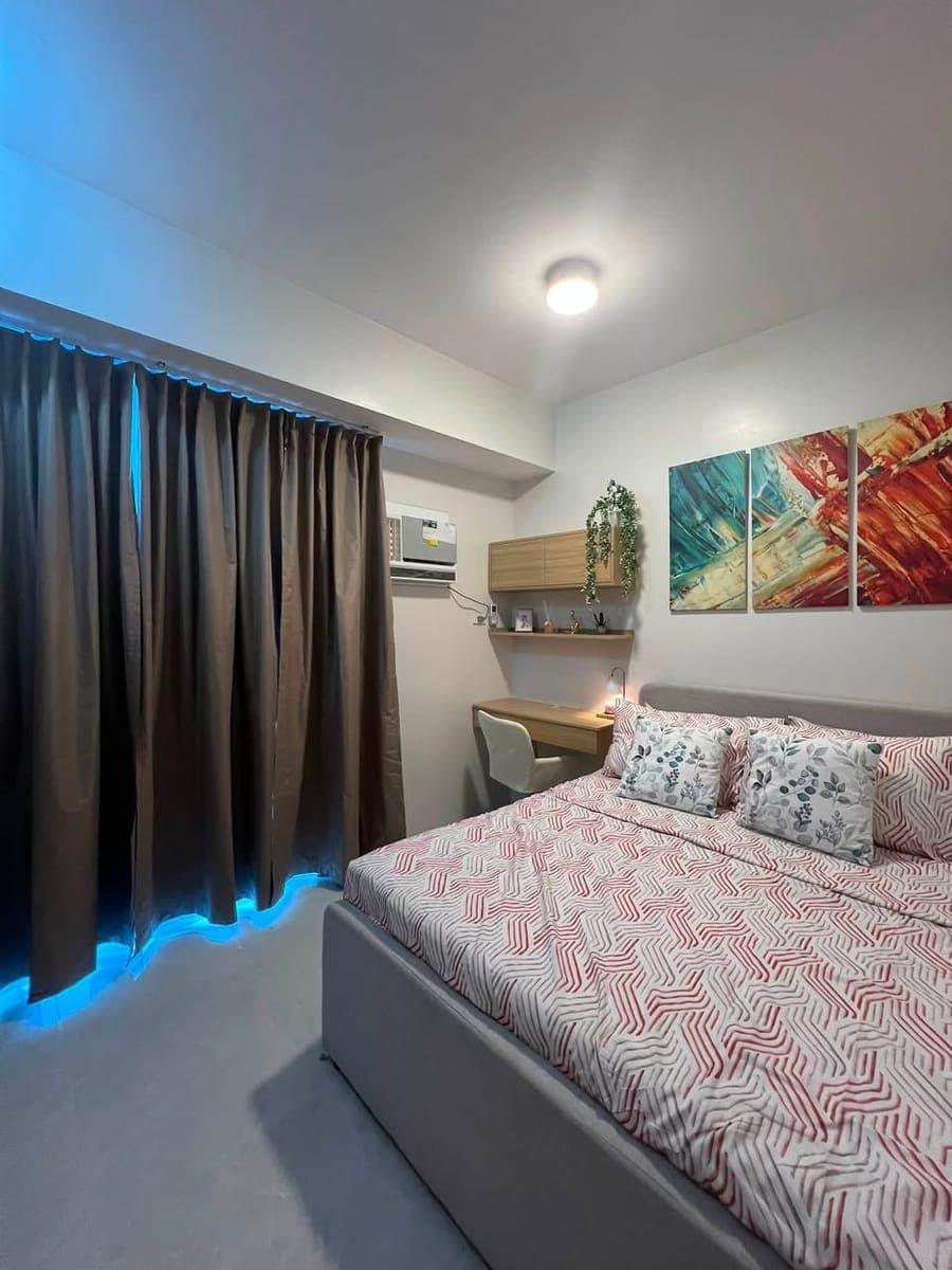 FOR RENT: Brand New Studio Unit with parking - photo 5