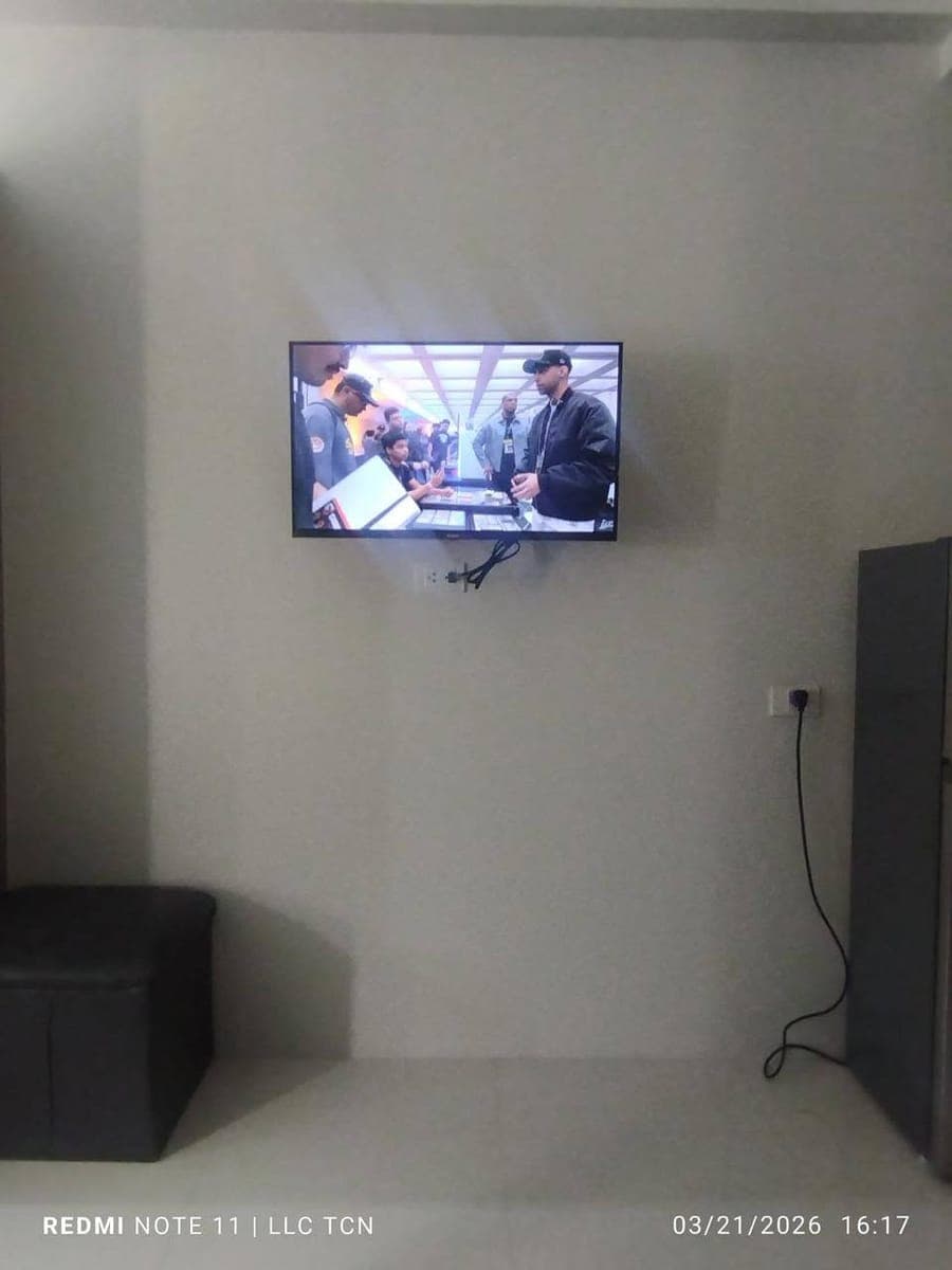 🏡 FOR RENT | SEMI-FURNISHED CONDO IN PRIMEWORLD DISTRICT - photo 4