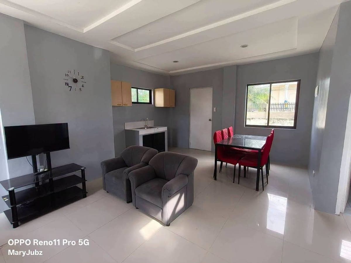 LOOKING FOR A SPACIOUS FAMILY HOME IN DANAO CITY? - photo 4