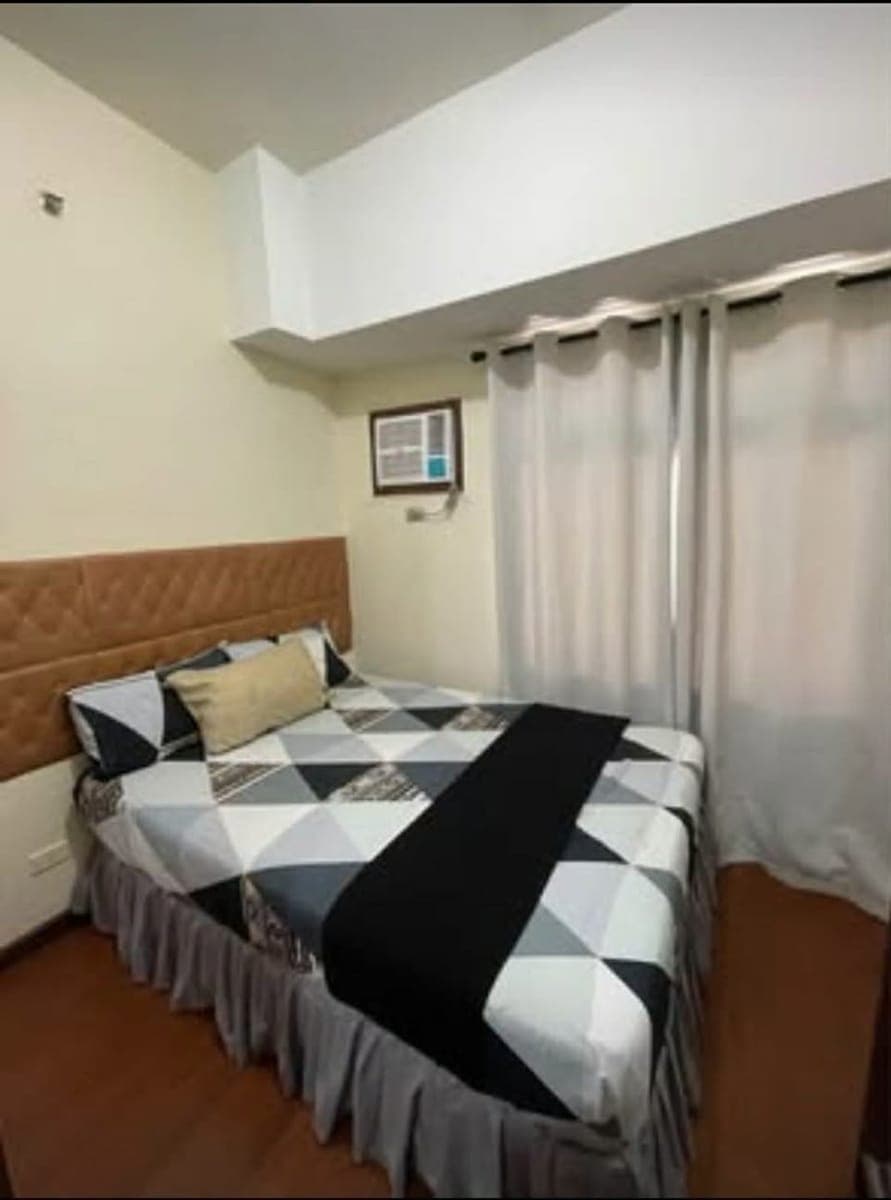 FOR RENT | 1BR UNIT WITH BALCONY AT AZALEA PLACE - photo 3