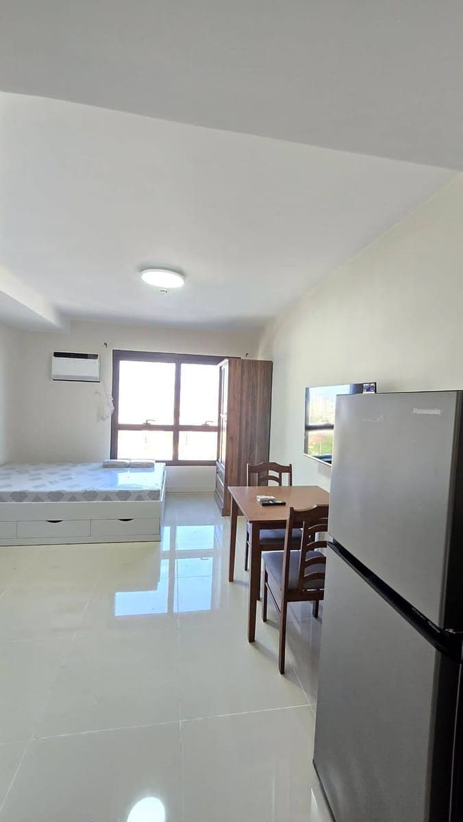 Studio Unit for Rent at JTower Residences ₱23,000/month including condo dues - photo 3