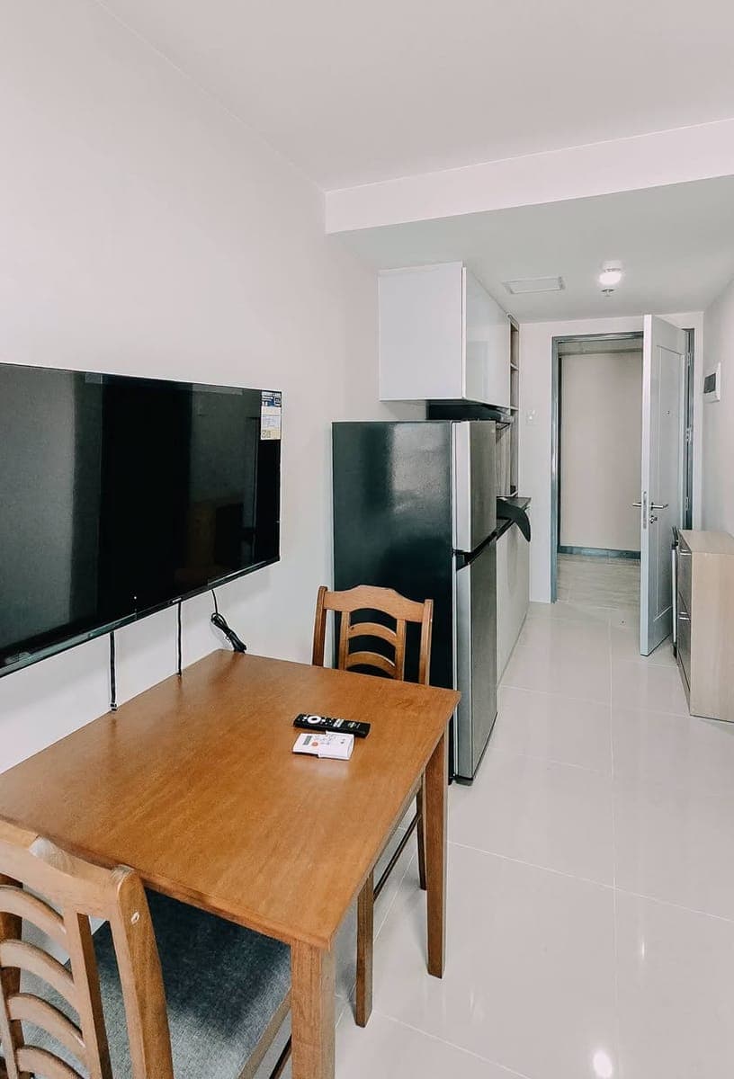 Studio Unit for Rent at JTower Residences ₱23,000/month including condo dues - photo 5