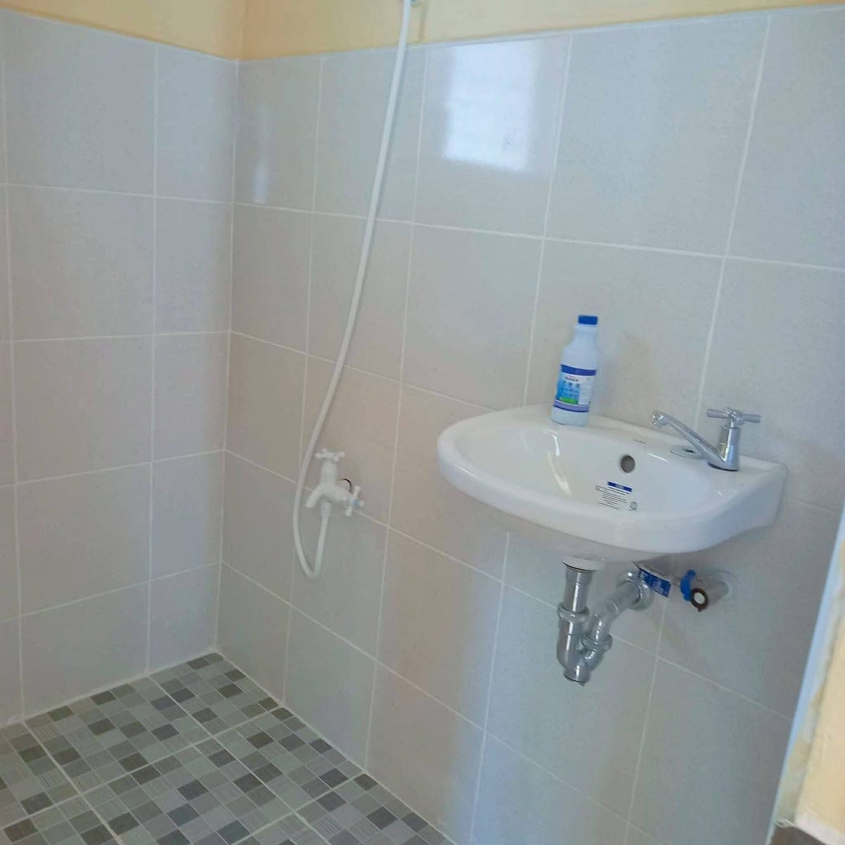 House For Rent!!! Bungalow Type Newly Renovated!Duol ra kaayo sa Airport! - photo 4