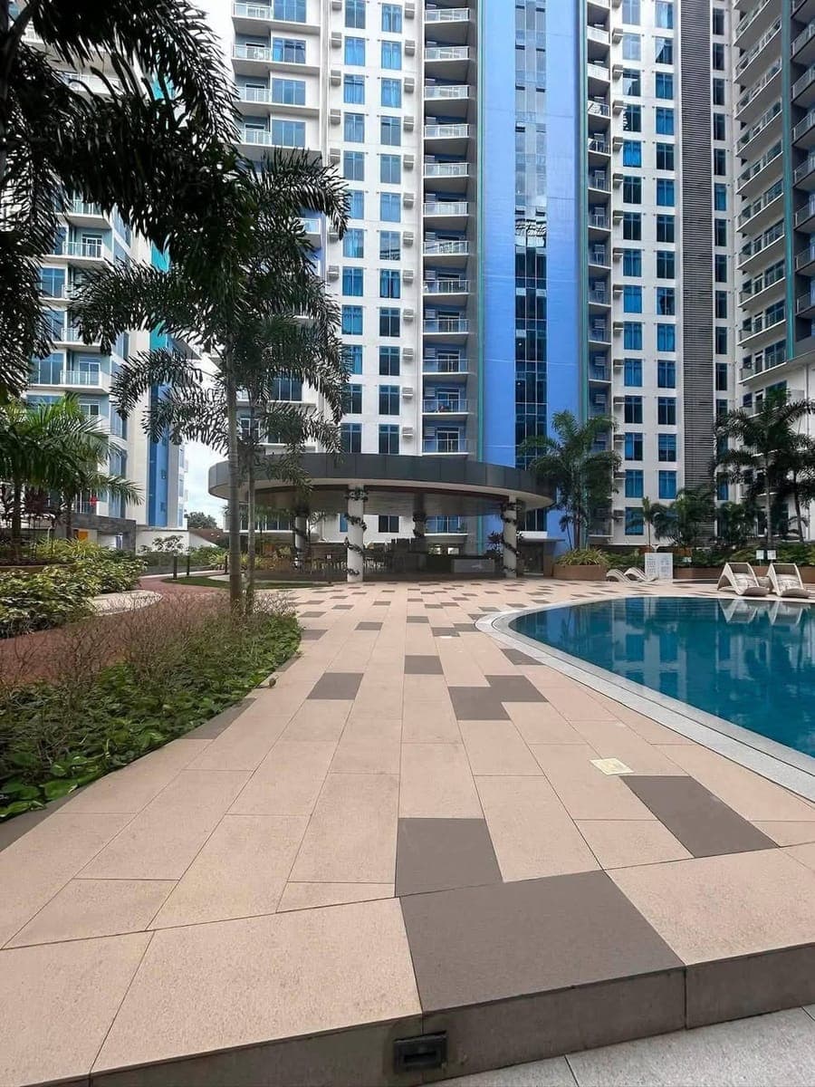 🏡 FOR RENT — FURNISHED STUDIO UNIT - photo 1