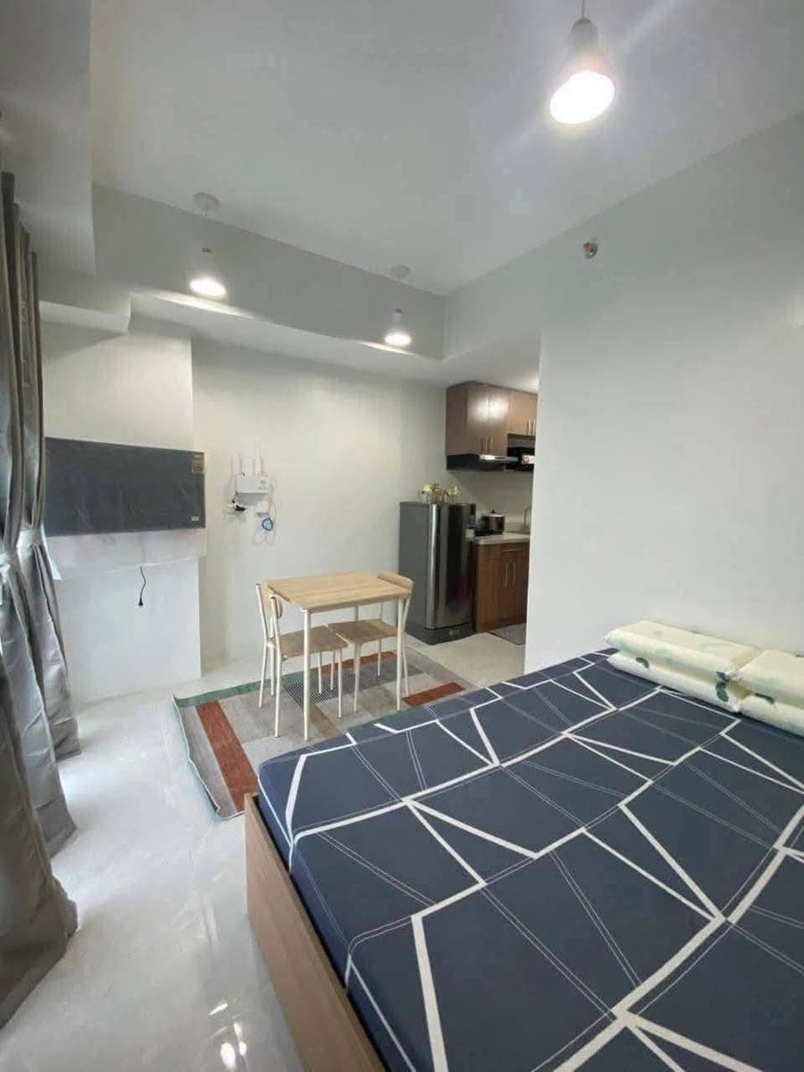 🏡 FOR RENT — FURNISHED STUDIO UNIT - photo 4