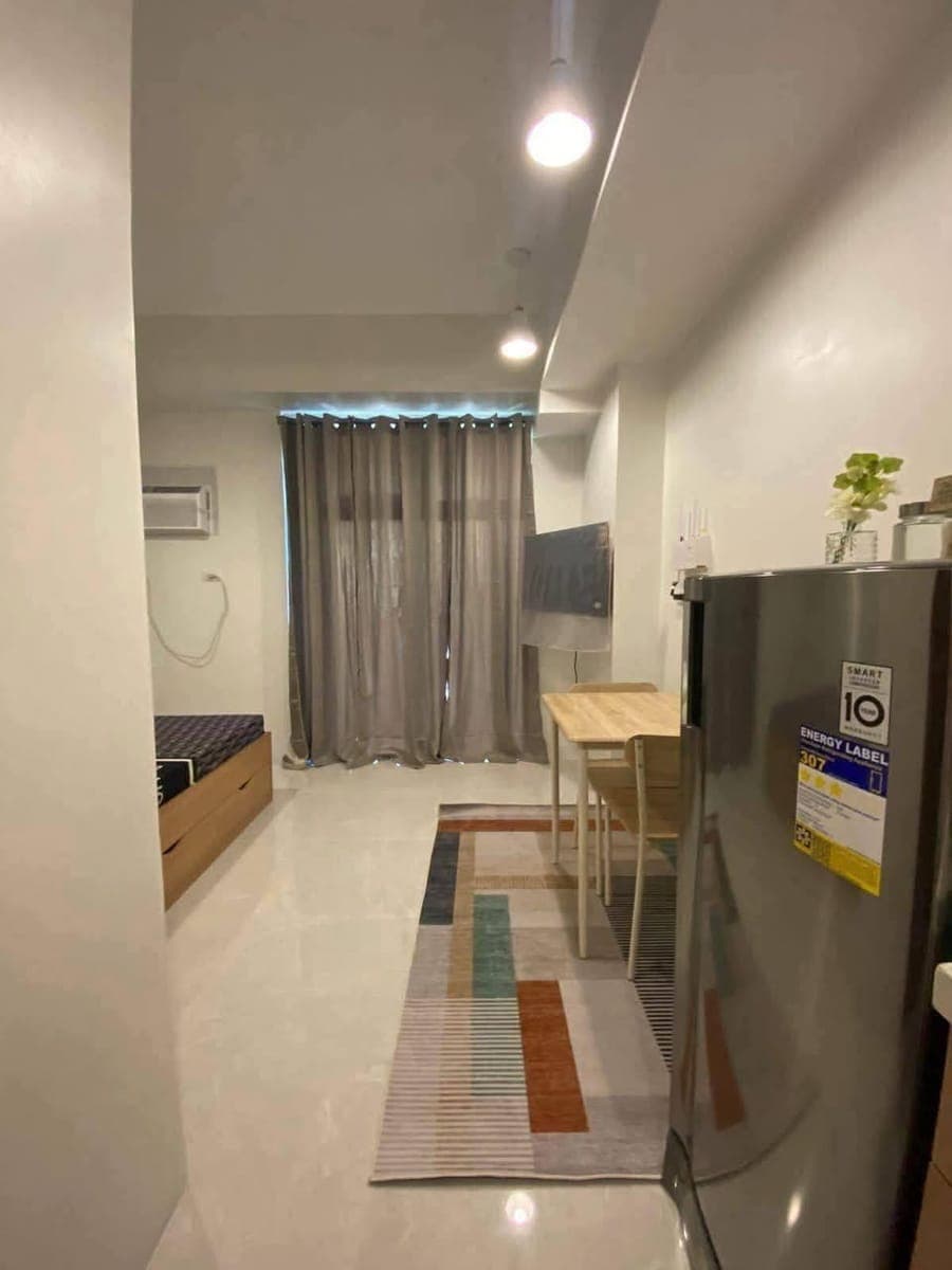 🏡 FOR RENT — FURNISHED STUDIO UNIT - photo 5