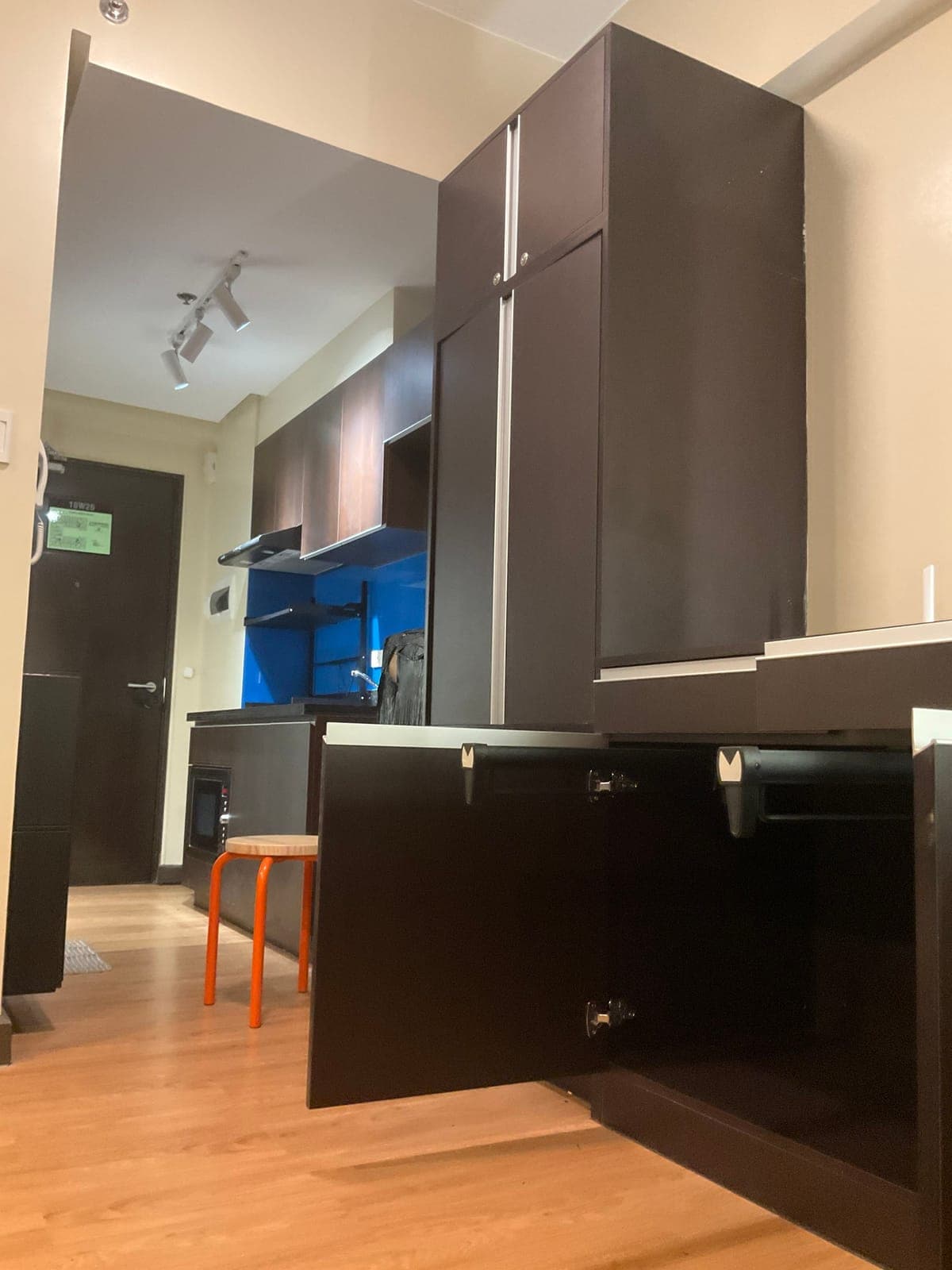 Studio at Aurora Escalades Tower is available for long-term lease - photo 1