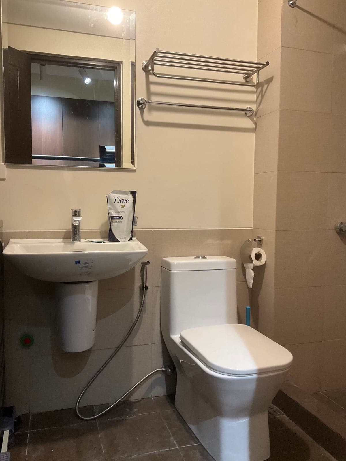 Studio at Aurora Escalades Tower is available for long-term lease - photo 11