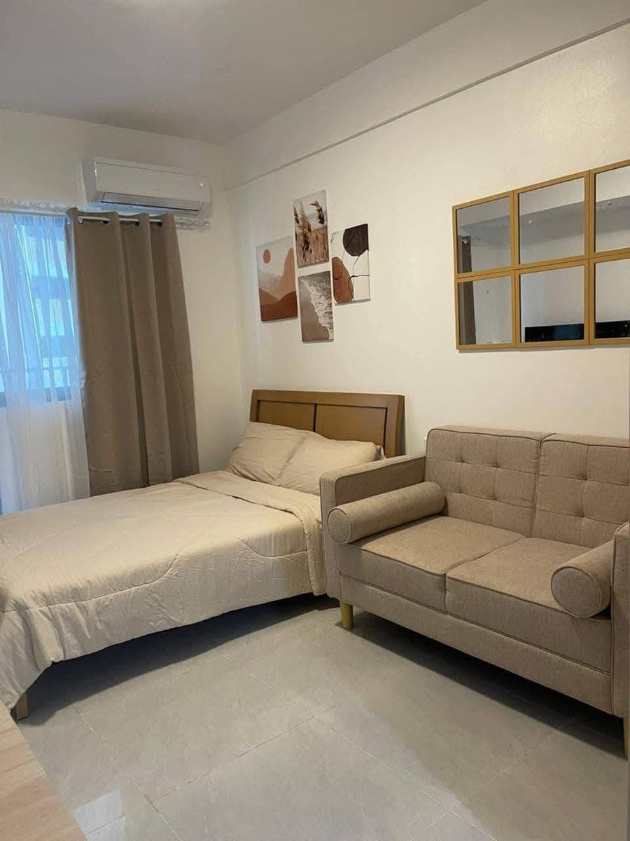 👉For Rent Brandnew Studio Unit in Cityclou with balcony - photo 1