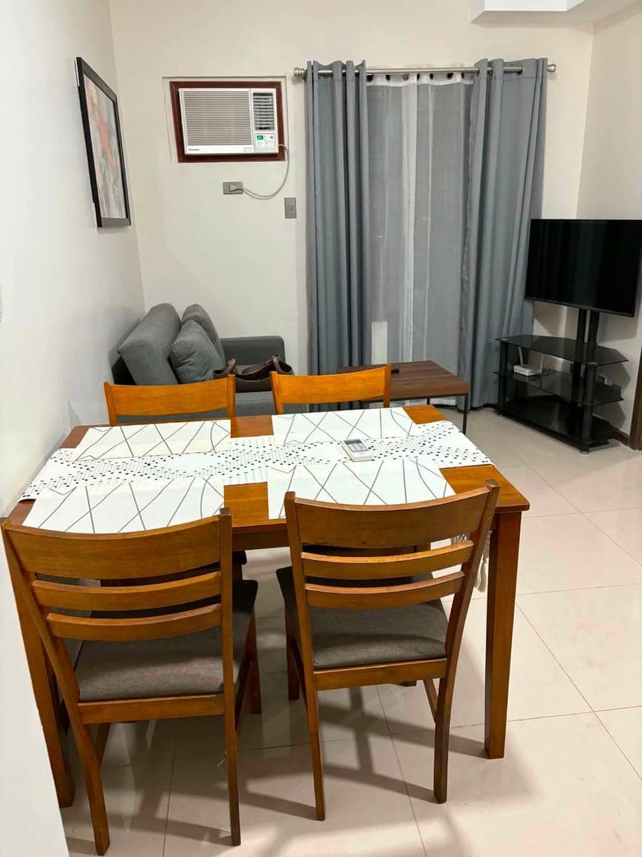 FOR RENT: Fully Furnished 1 Bedroom with Balcony at Galleria Residences - photo 3