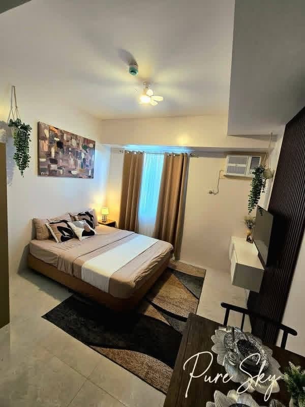 🔴FOR RENT:Brandnew Studio Condo Unit Fully Furnished inside Casamira Mandaue - photo 1