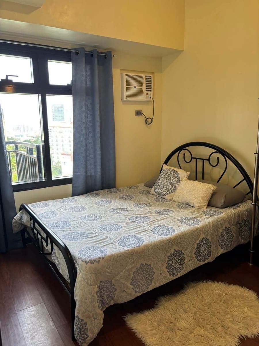 🏙️ FOR RENT — 1BR Condo at Azalea Place Cebu - photo 3