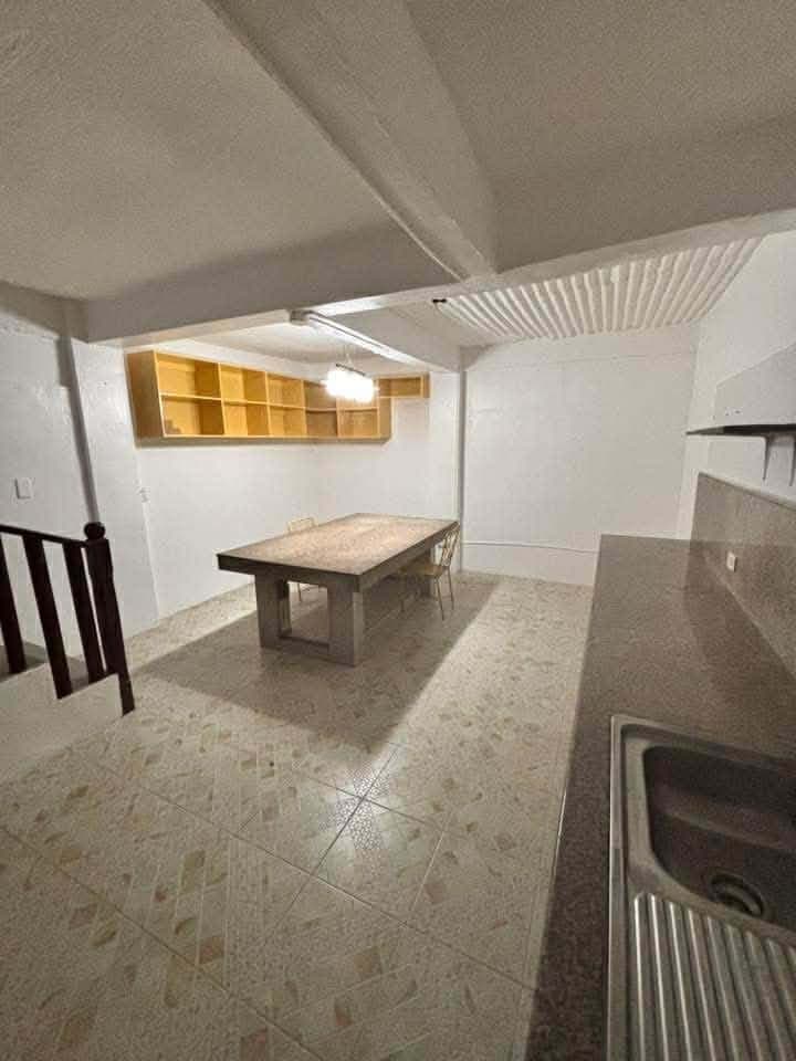 𝐀𝐯𝐚𝐢𝐥𝐚𝐛𝐥𝐞 𝐌𝐚𝐥𝐞 𝐁𝐞𝐝𝐬𝐩𝐚𝐜𝐞𝐫 - photo 5