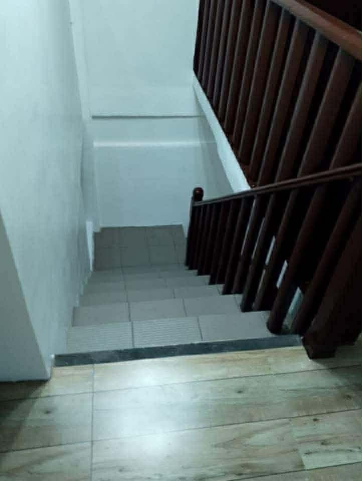 𝐀𝐯𝐚𝐢𝐥𝐚𝐛𝐥𝐞 𝐌𝐚𝐥𝐞 𝐁𝐞𝐝𝐬𝐩𝐚𝐜𝐞𝐫 - photo 6