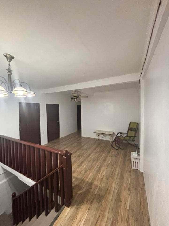 𝐀𝐯𝐚𝐢𝐥𝐚𝐛𝐥𝐞 𝐌𝐚𝐥𝐞 𝐁𝐞𝐝𝐬𝐩𝐚𝐜𝐞𝐫 - photo 7