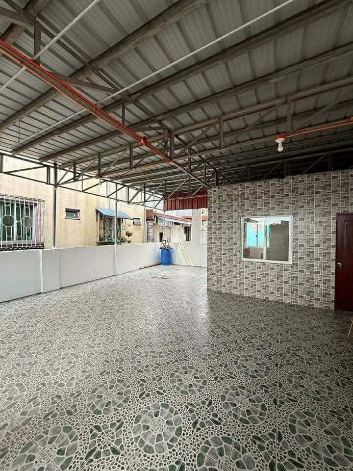 𝐀𝐯𝐚𝐢𝐥𝐚𝐛𝐥𝐞 𝐌𝐚𝐥𝐞 𝐁𝐞𝐝𝐬𝐩𝐚𝐜𝐞𝐫 - photo 9