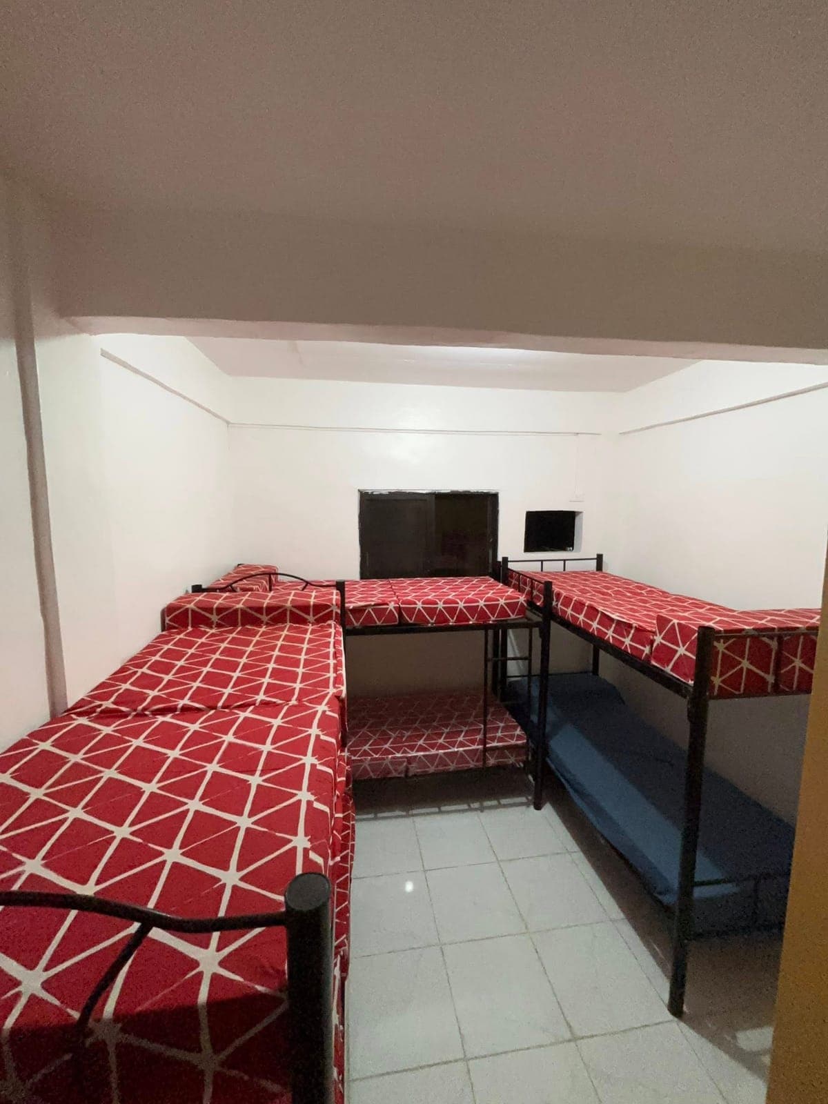 Available Male Bedspacer 🙂 - photo 6