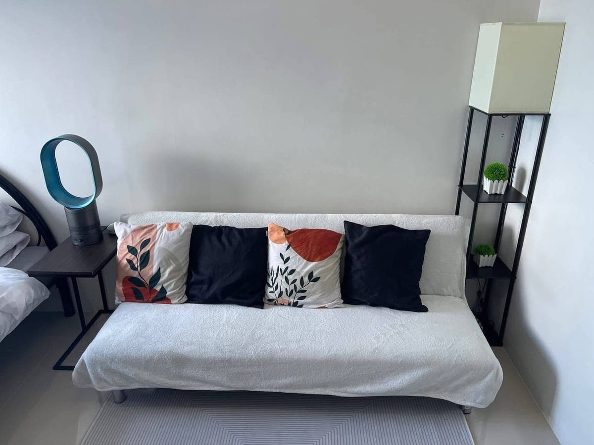 FOR RENT: ₱20,000/month. | Inclusive association dues - photo 2