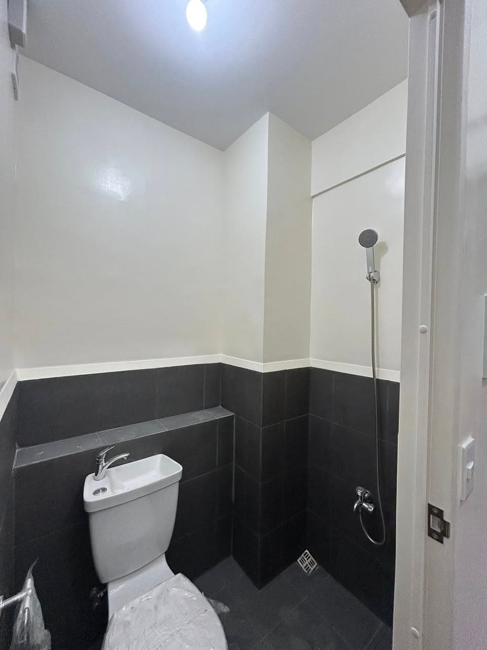 DECA CUBAO (AVAILABLE TO VIEW THIS SATURDAY, APRIL 18) - photo 4