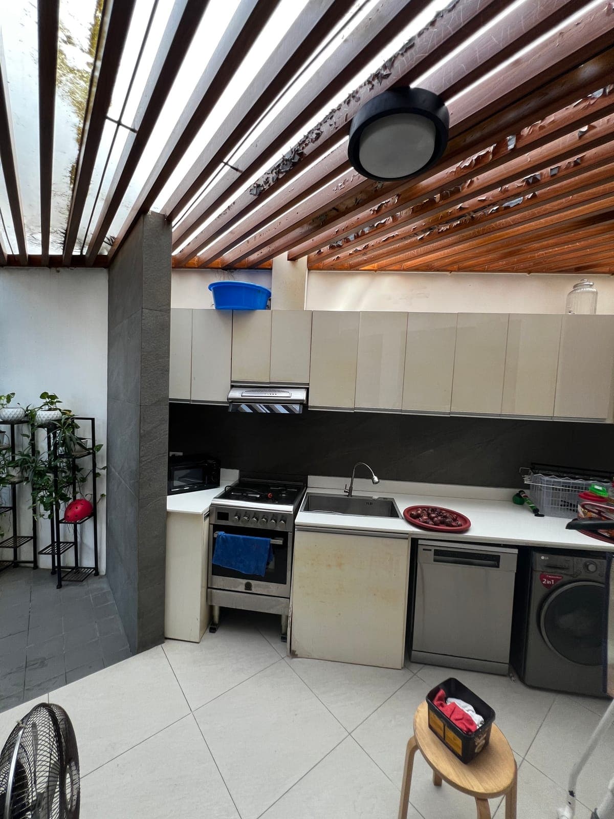 SPACIOUS SEMI FURNISHED TOWNHOUSE FOR RENT - photo 25