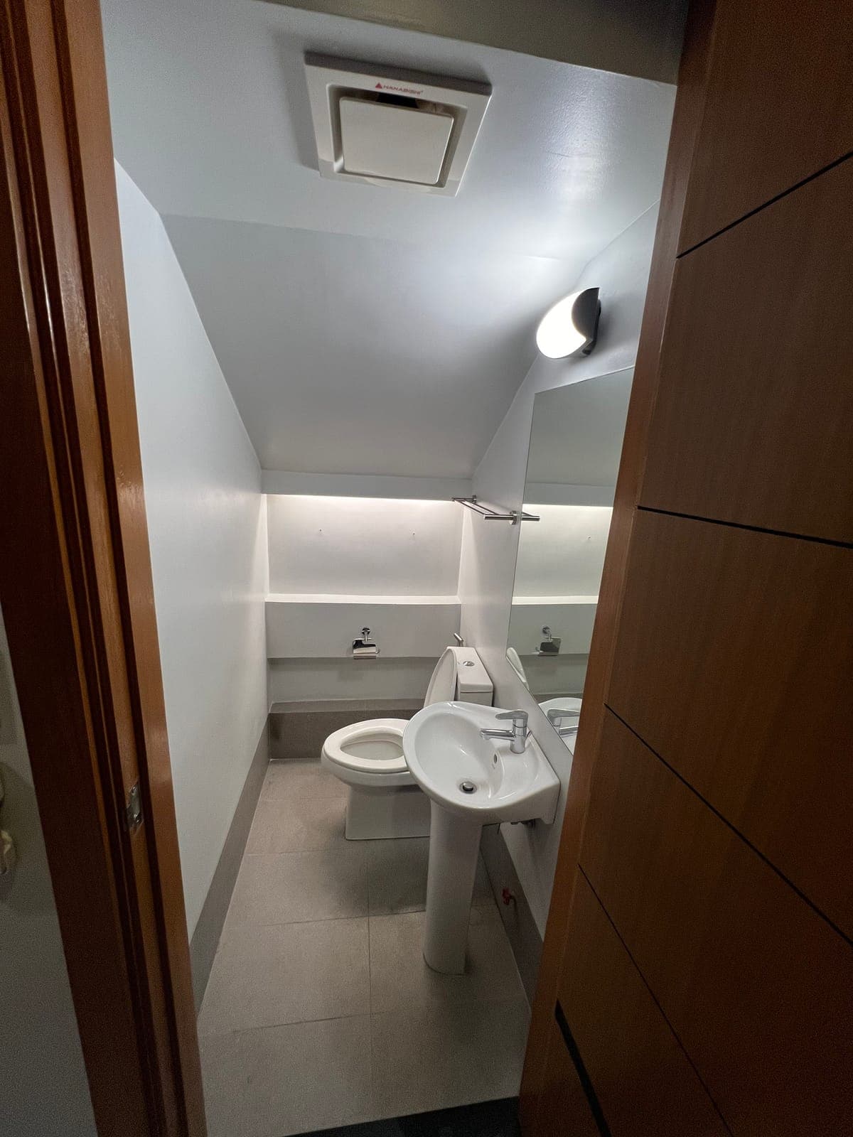 SPACIOUS SEMI FURNISHED TOWNHOUSE FOR RENT - photo 27