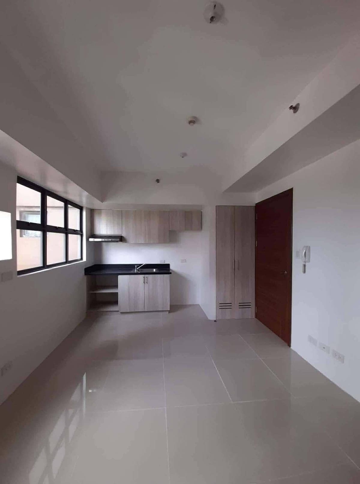 FOR RENT; Pet friendly - photo 4