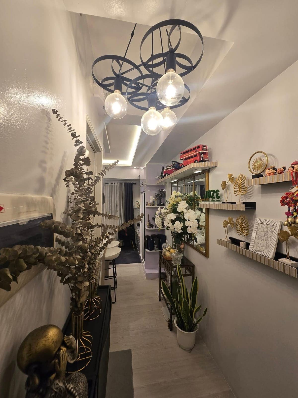 UNIT FOR RENT – PRIME LOCATION IN CUBAO! 🏙️ - photo 25