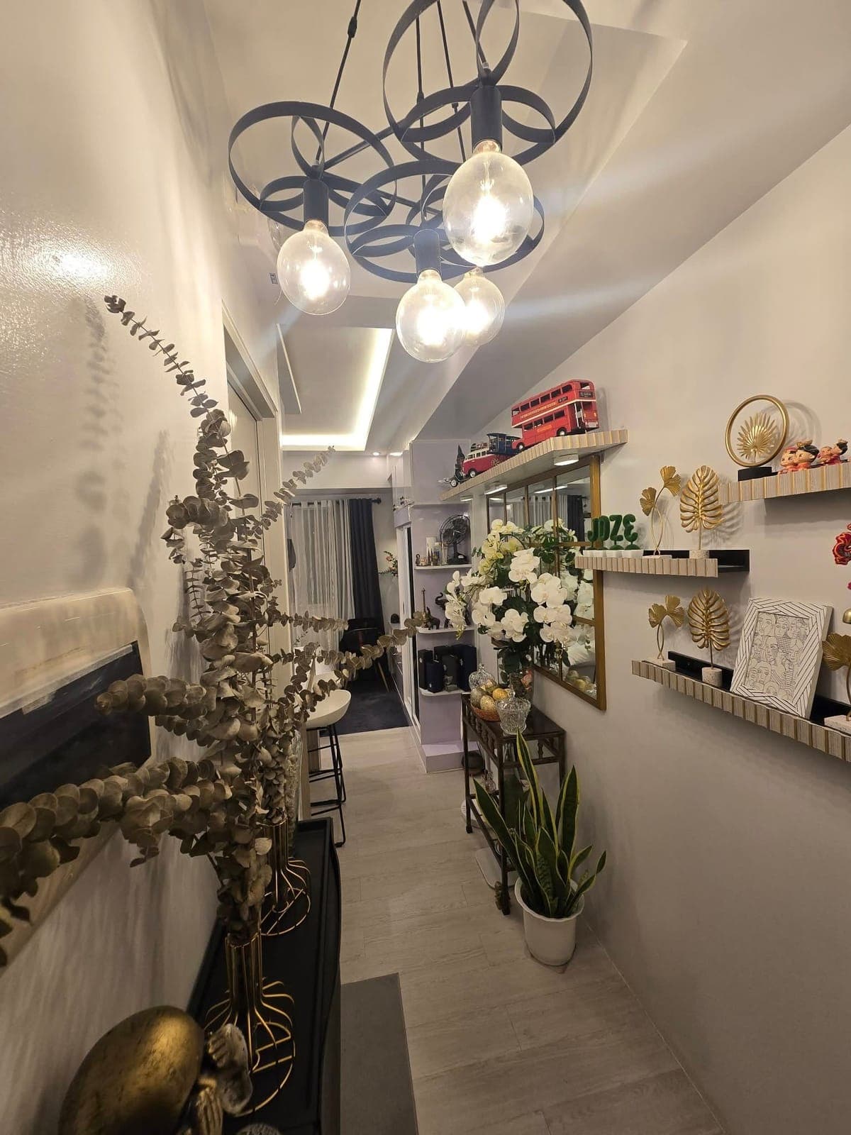 UNIT FOR RENT – PRIME LOCATION IN CUBAO! 🏙️ - photo 4