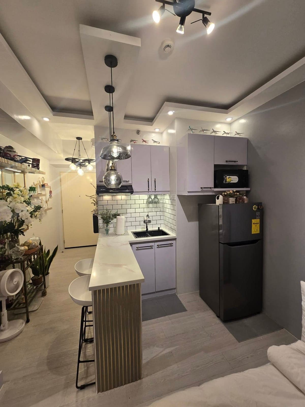 UNIT FOR RENT – PRIME LOCATION IN CUBAO! 🏙️ - photo 10