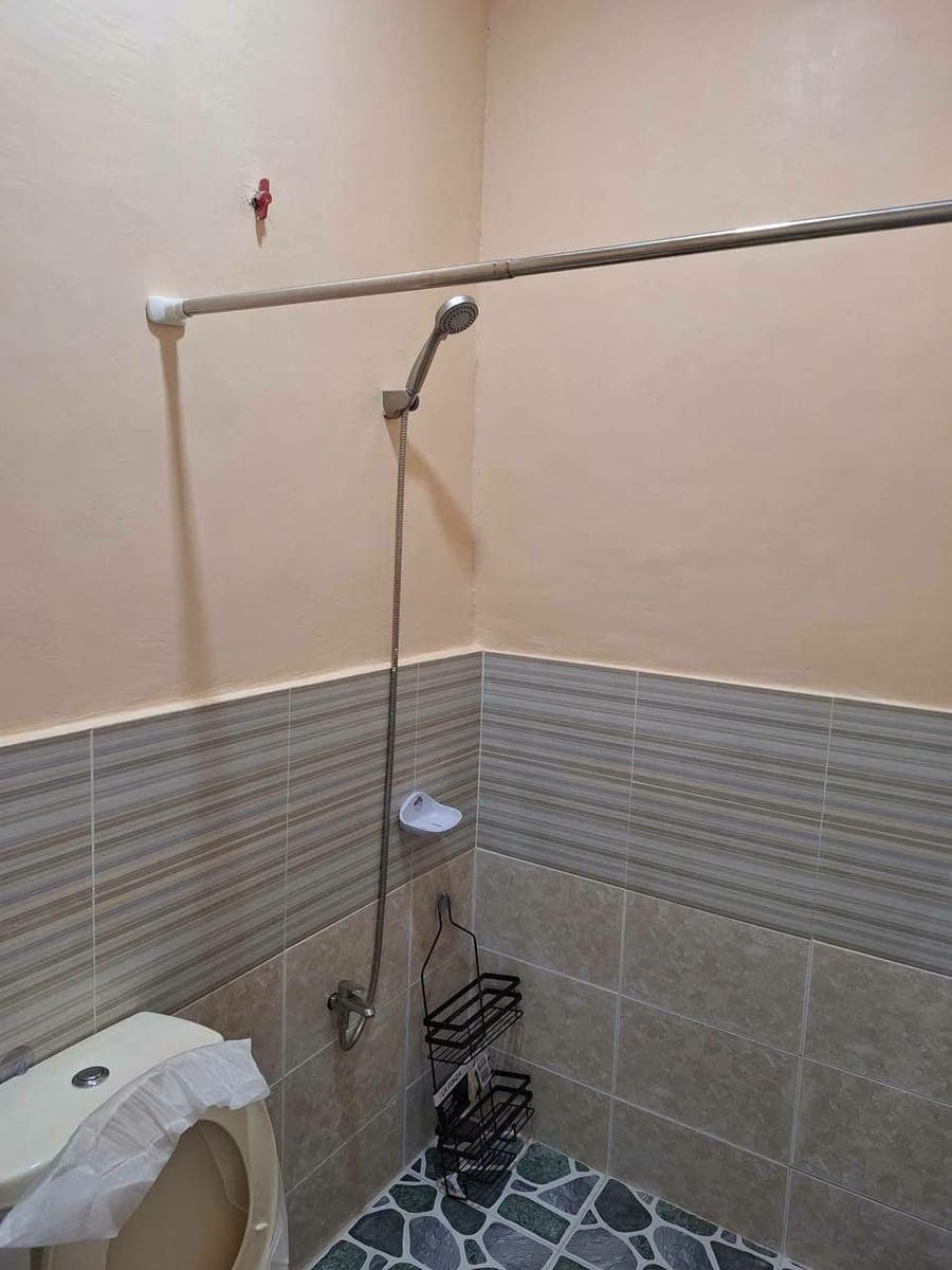 Studio unit apartment for rent - photo 2