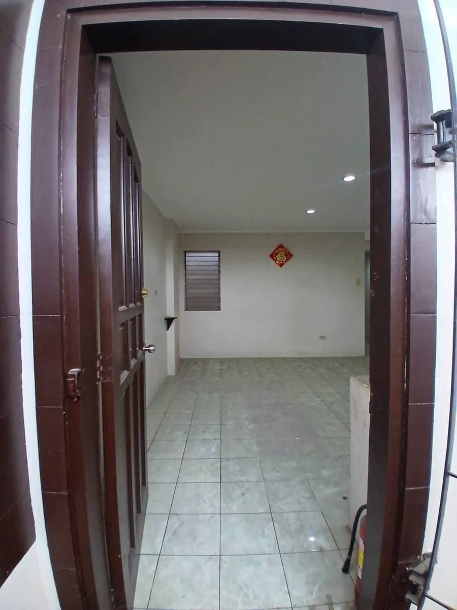 3 Bedrooms Apartment For Rent Bacolod City - photo 2