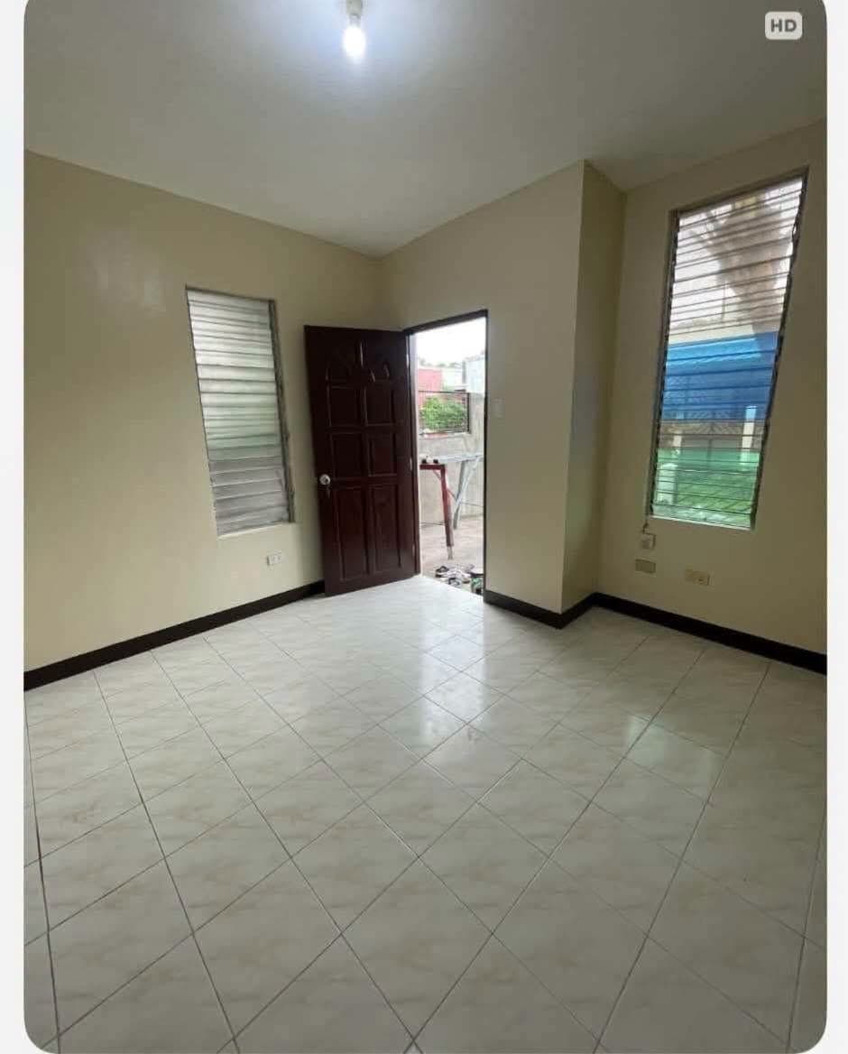 HOUSE FOR RENT - photo 1
