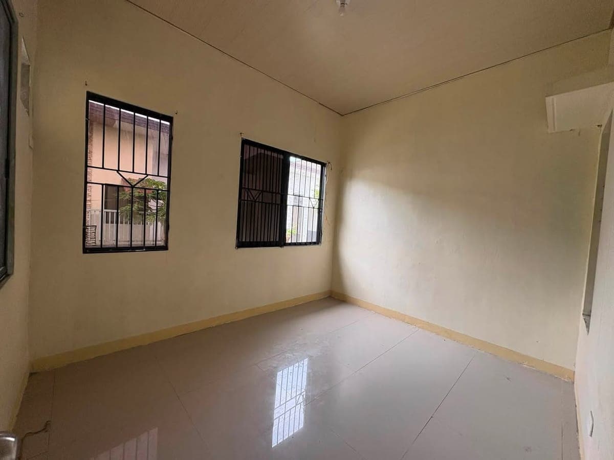 HOUSE FOR RENT – PROVIDENCE NEGROS SUBD. - photo 4