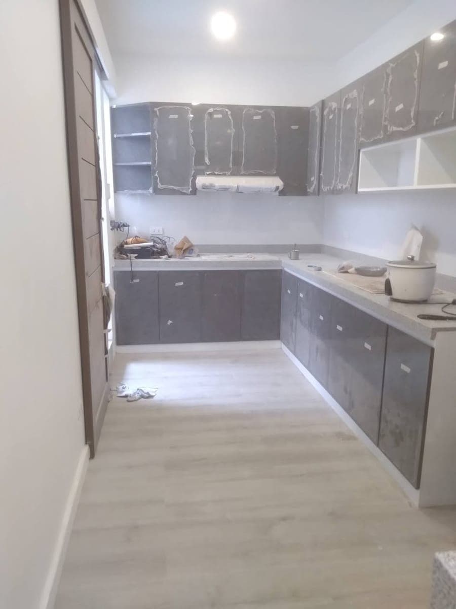 🏡FOR Rent : Fully Renovated Bungalo ( almost Brandnew) @ BFRV - photo 2