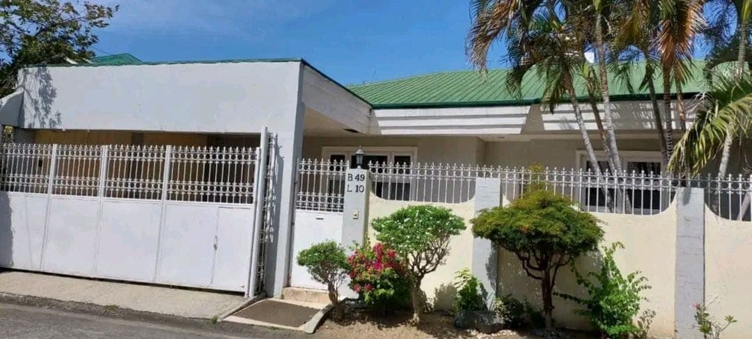 FOR RENT: - photo 1