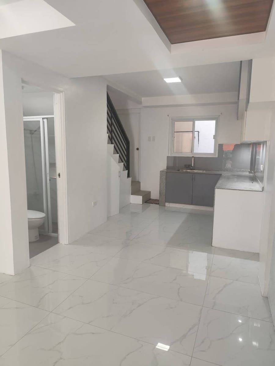 🏠 TOWNHOUSE FOR RENT - photo 1