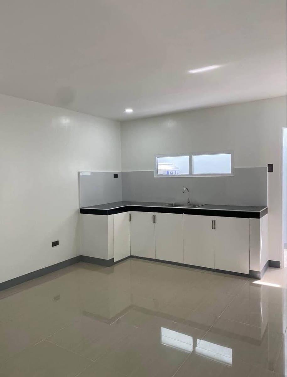 PTPA- TownHouse For Rent Angela Village - photo 3