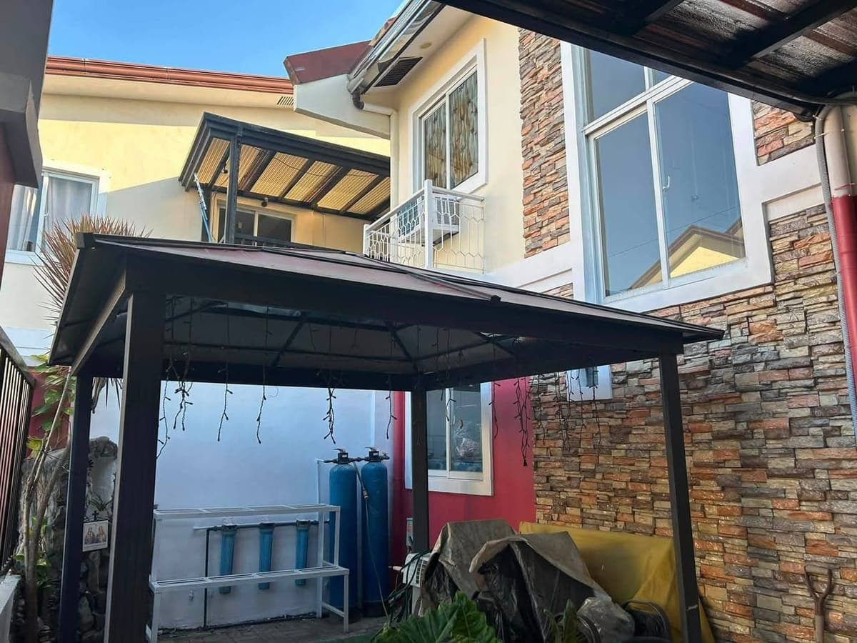 HOUSE 4 RENT SEMIFURNISHED W/ GARAGE (provision for 2 Cars) - photo 1