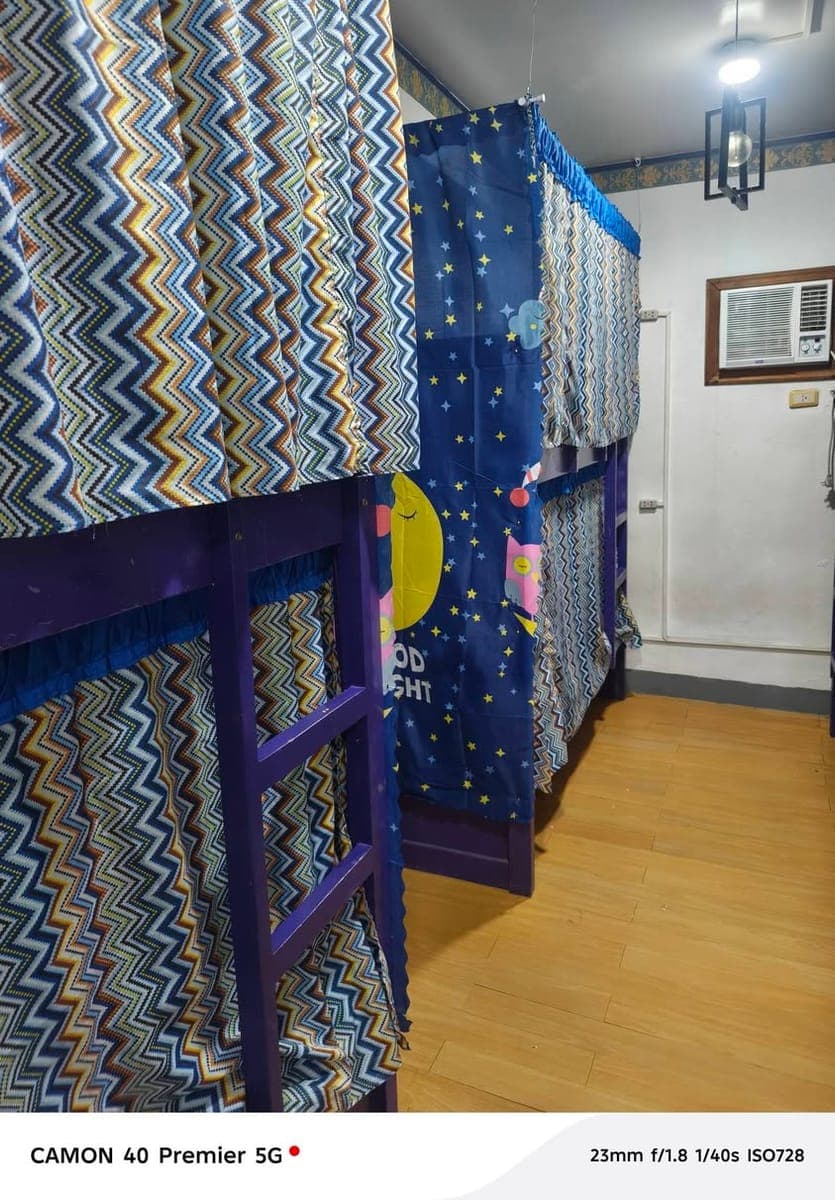 🎉 MALE BEDSPACE AVAILABLE! 🎉 - photo 2