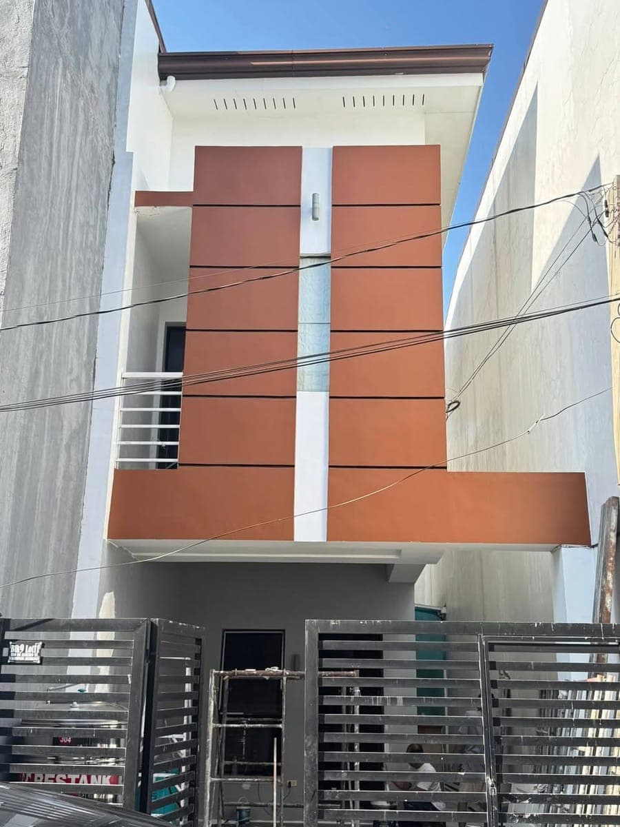 FOR RENT IN BF HOMES INTERNATIONAL - photo 1
