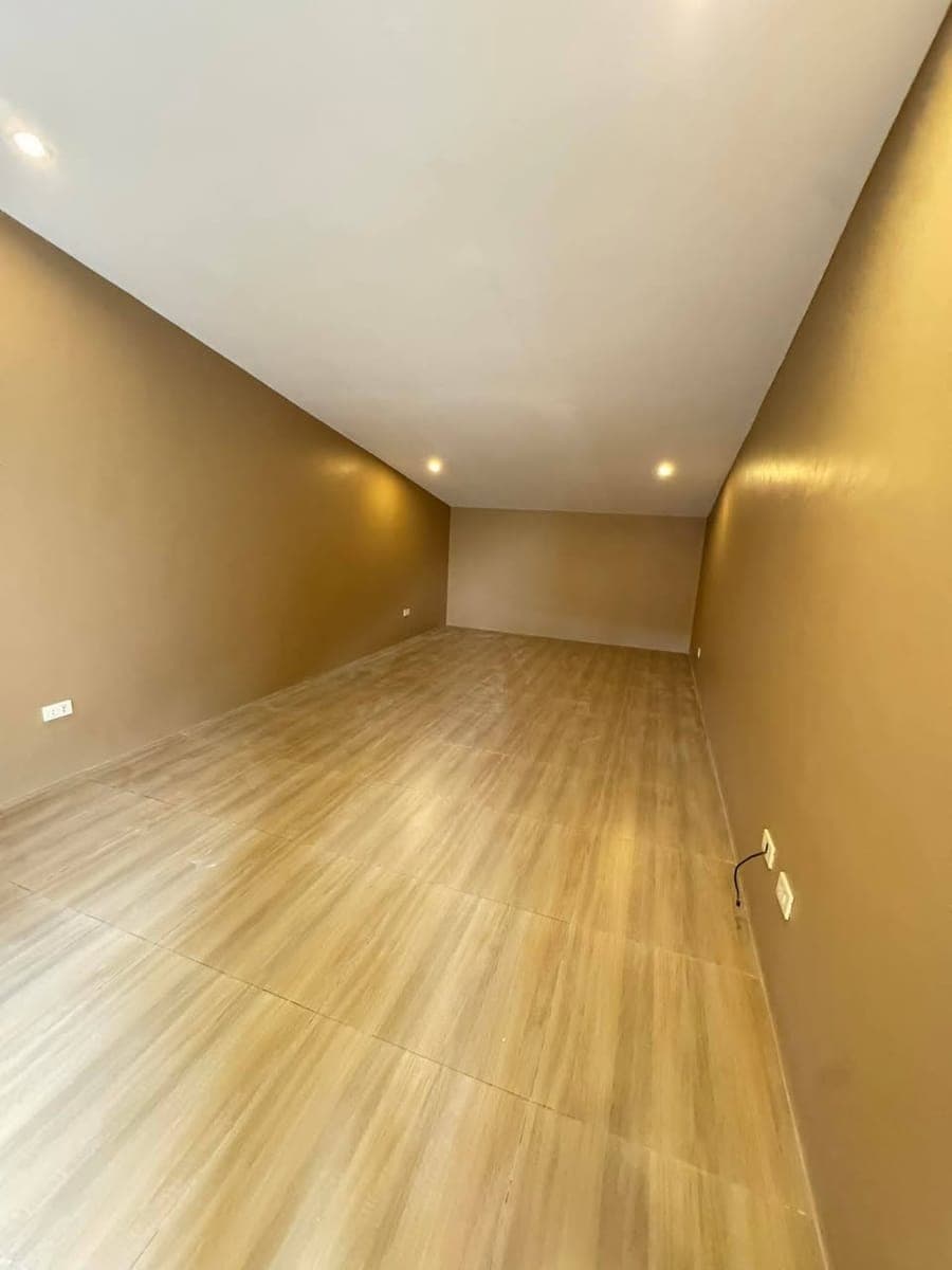 FOR RENT IN BF HOMES INTERNATIONAL - photo 4