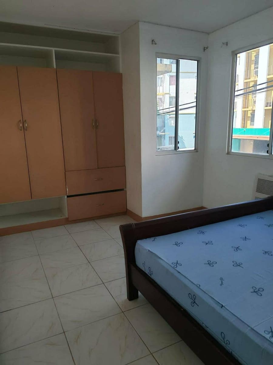 Condo unit FOR RENT - photo 1