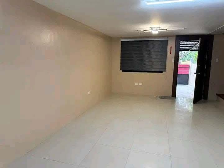 Townhouse for RENT - photo 5