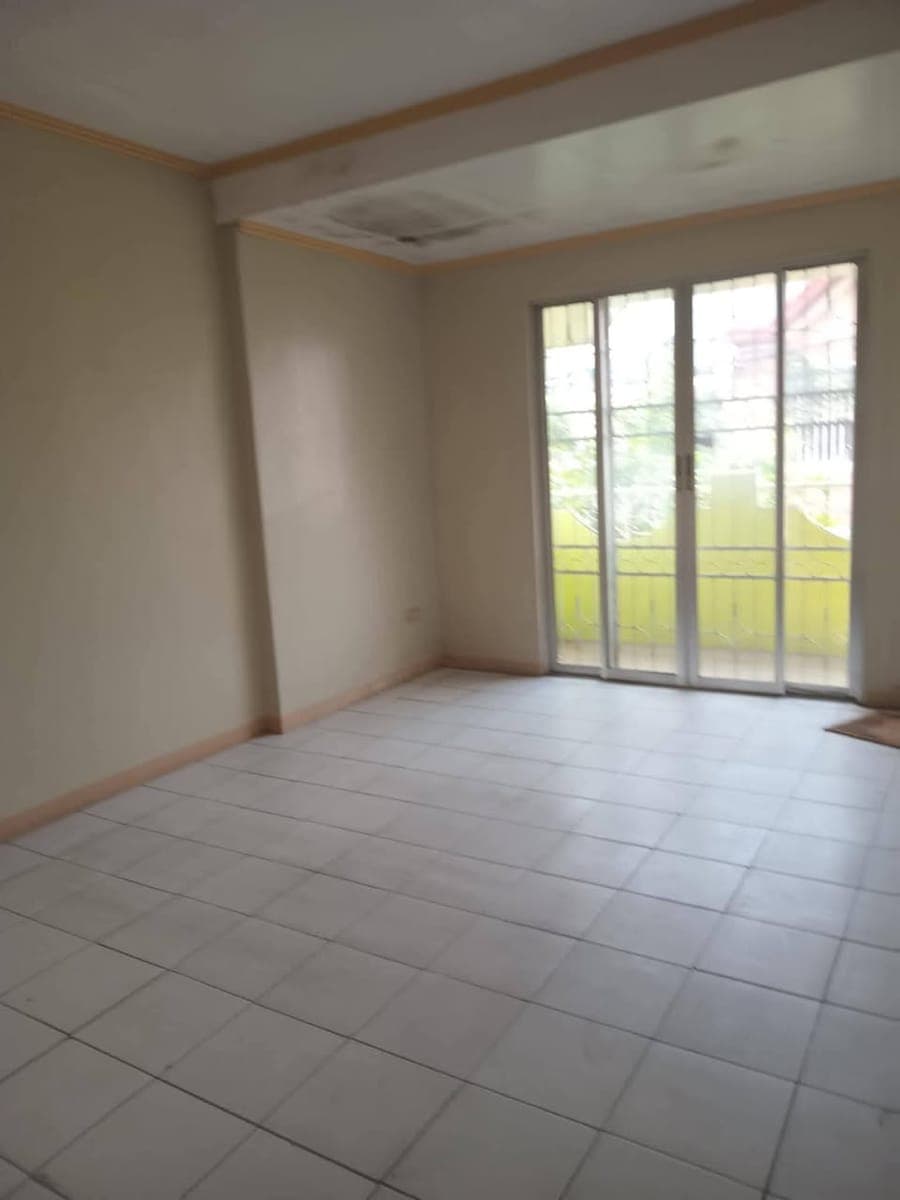 FOR RENT 2 ROOM AND 2 TB, MOTOR PARKING, FLOOD FREE. VERAVILLE DONA MANUELA PAMPLONA 3 LAS PINAS CIT... - photo 5