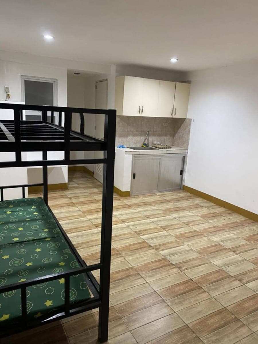 For Rent - photo 1